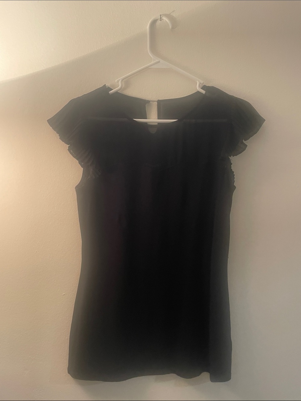 Express Black Ruffle-Sleeve Blouse